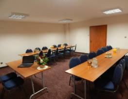 Отель КРАКУС Краков размещение ресторан отдых аквапарк в Кракове